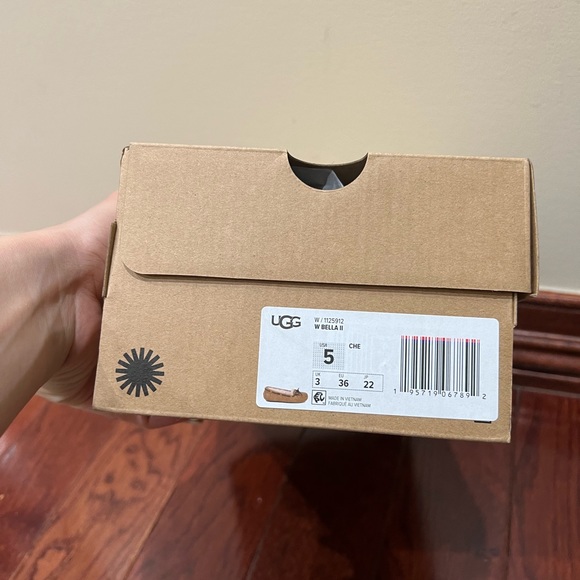 BNIB Women Bella II UGGplush Lined Moc
Slipper Chestnut 35 - Picture 7 of 8